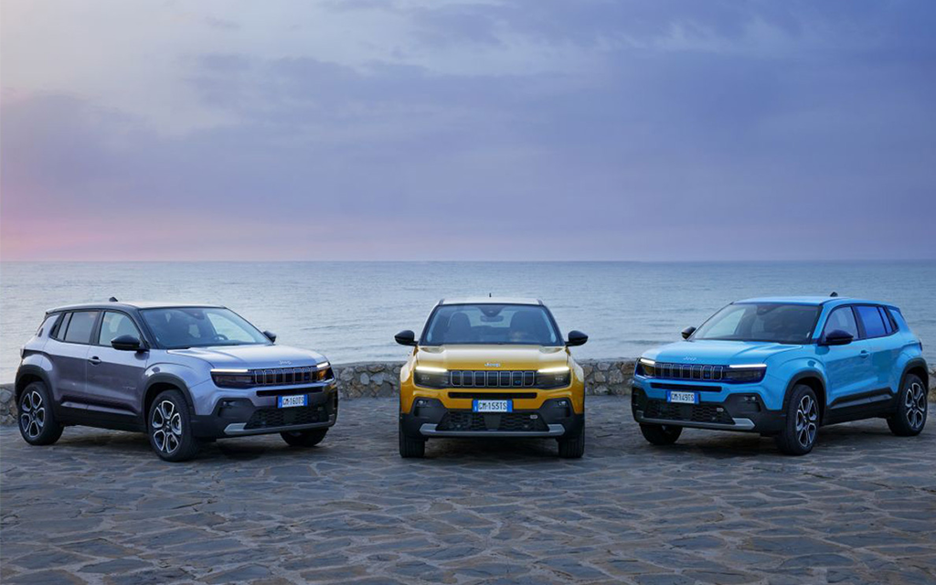 TRIPLETTE AVENGER BLEU JAUNE NOIR