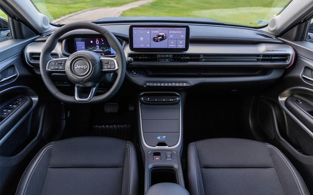 INTERIEUR JEEP AVENGER