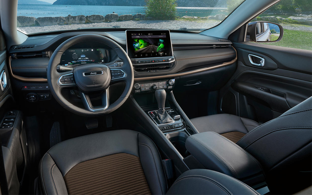 Intérieur compass 4xe
